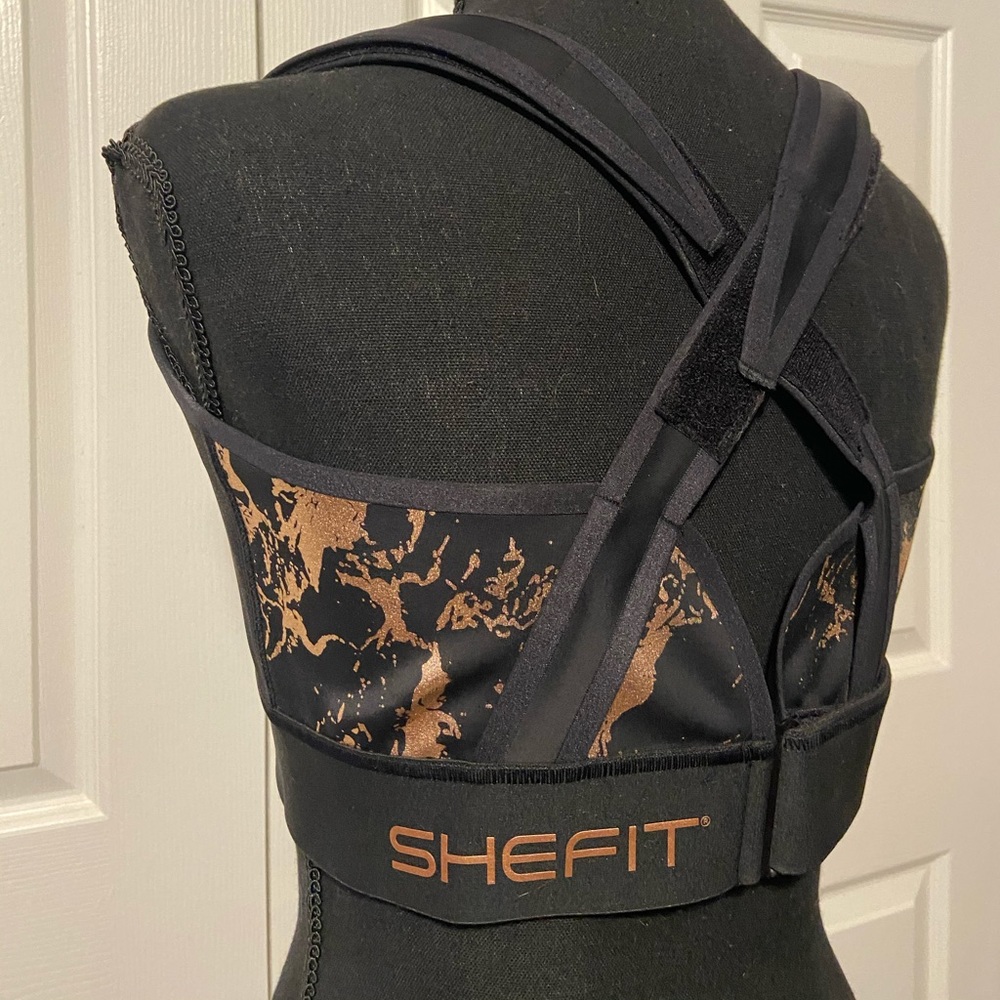 SheFit 3 Luxe sports bra
